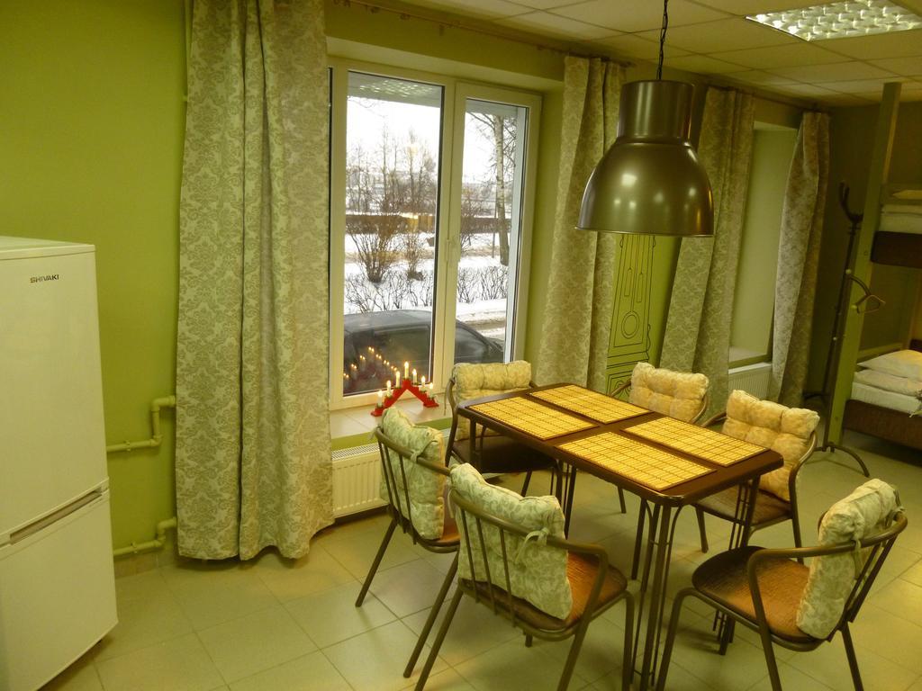 River Park Studio Apartment Pskov Bilik gambar